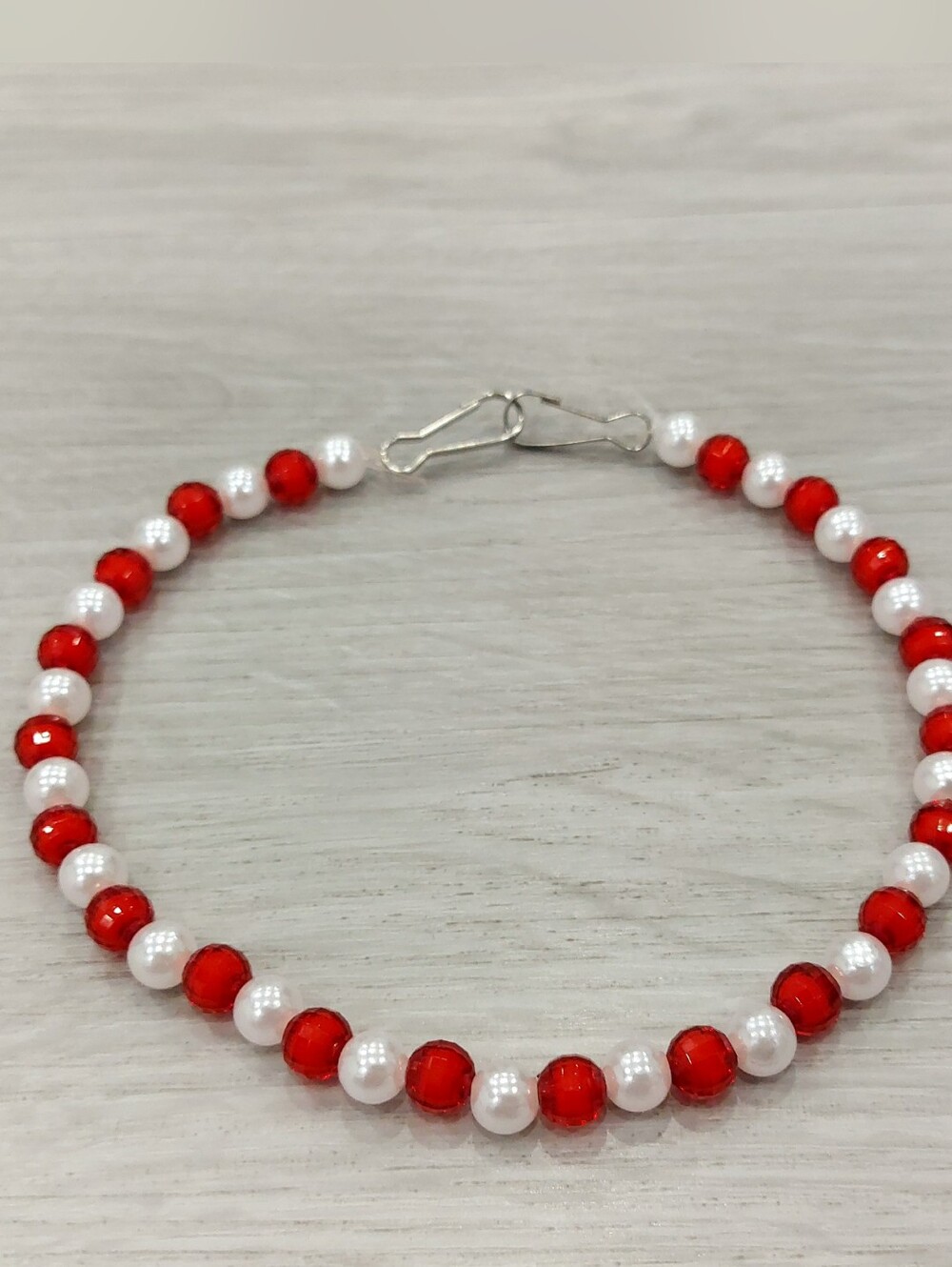 Elegant Red and White Beaded Necklace